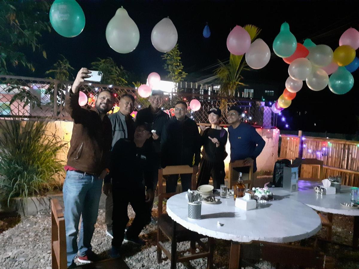 Hotel Tiger Tops Sauraha Eksteriør billede